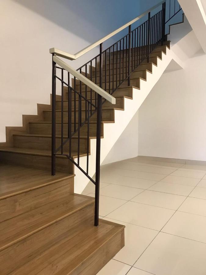 Homestay 3Br Near Setia Alam شاه علام المظهر الخارجي الصورة