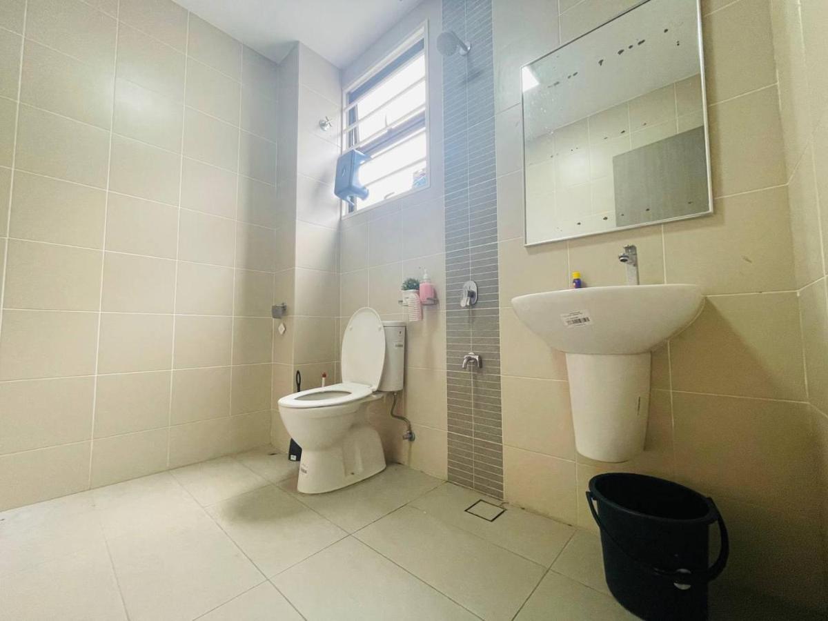 Homestay 3Br Near Setia Alam شاه علام المظهر الخارجي الصورة